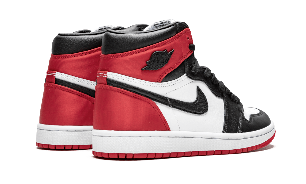 Air Jordan 1 Retro High - Satin Black Toe