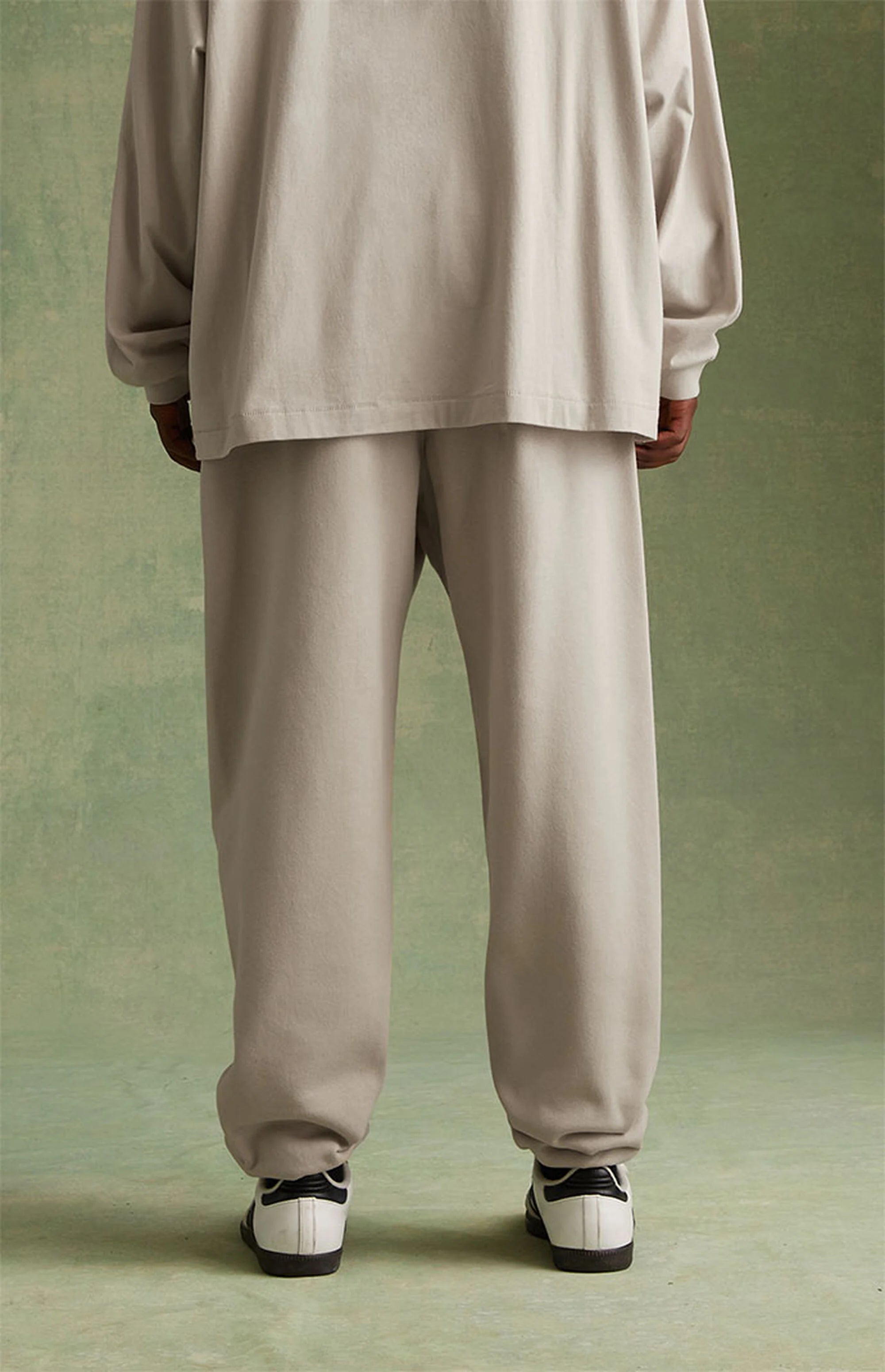 Fear of God Essentials Sweatpant Silver Cloud