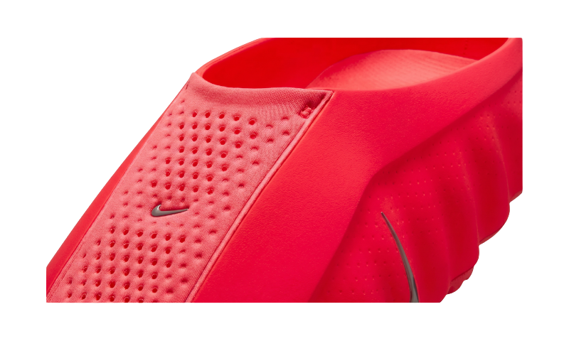 Nike Mind 001 Slide Solar Red