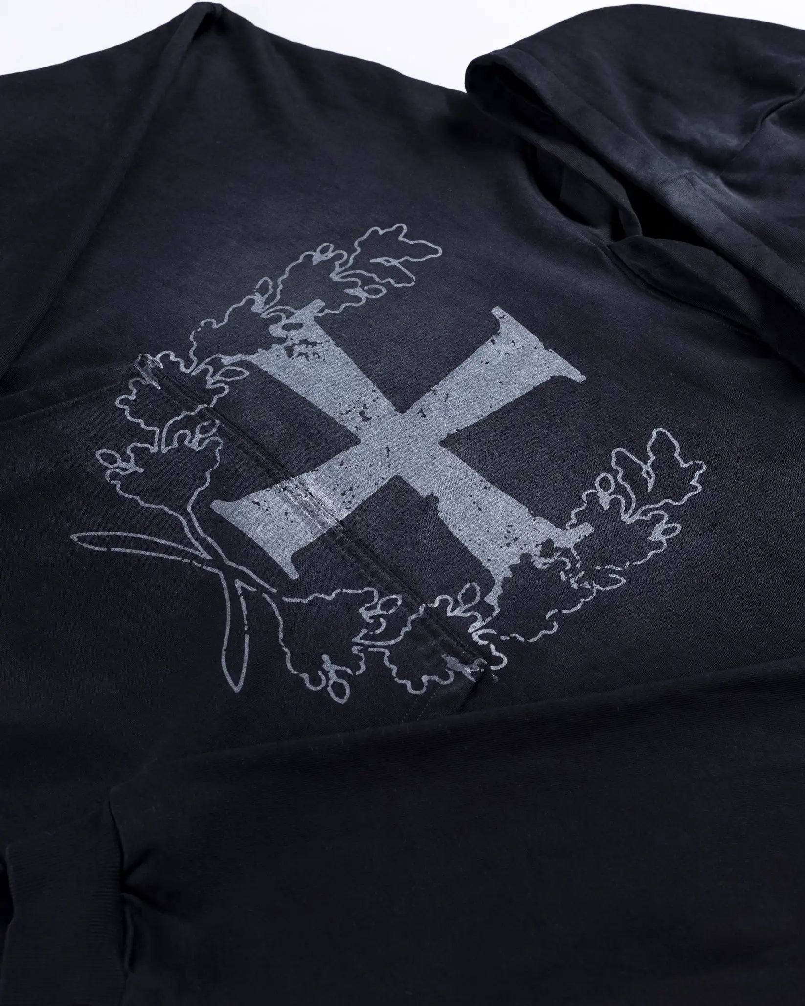 LVGN - Crest Hoodie