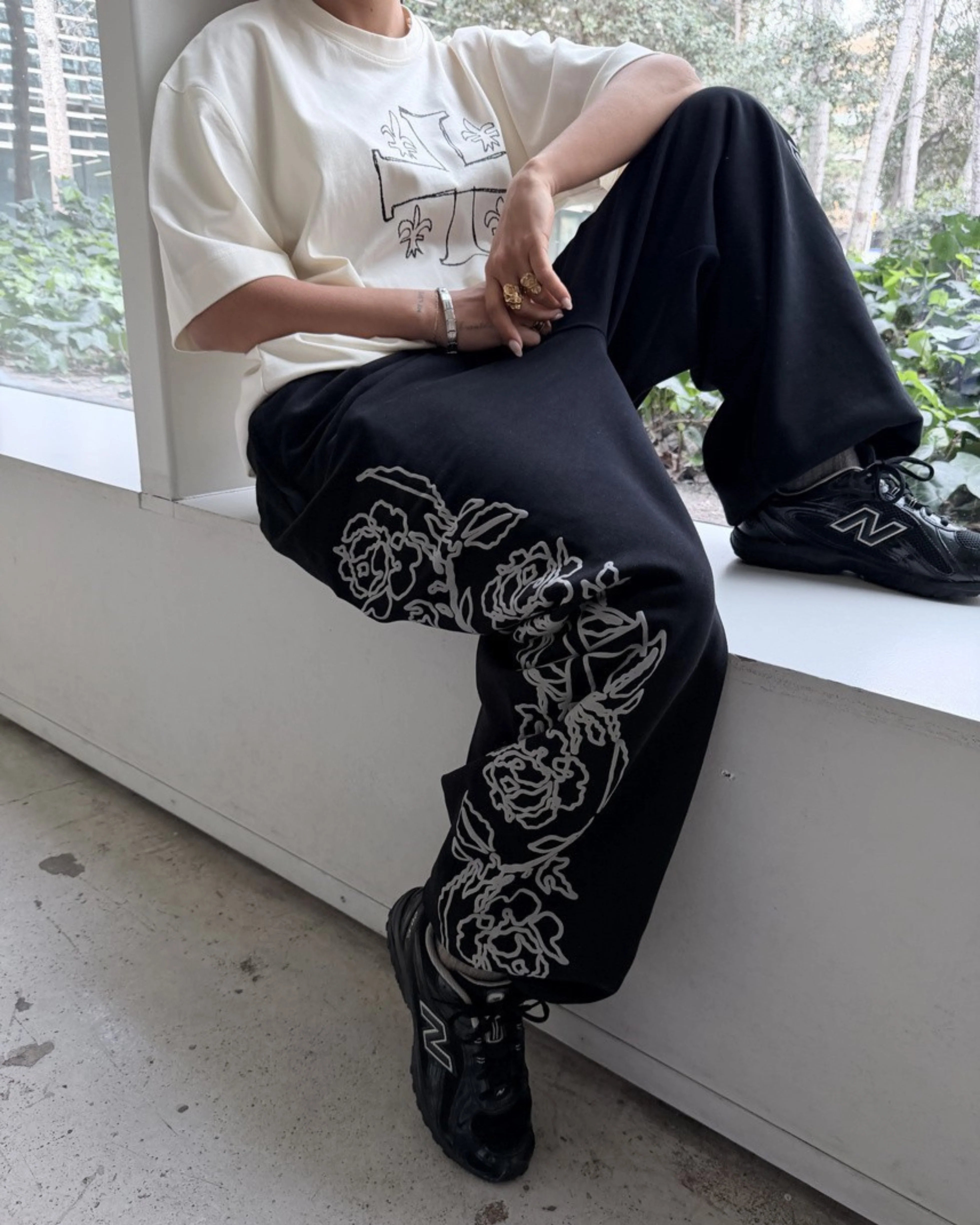LVGN - Black Heraldic Sweatpant