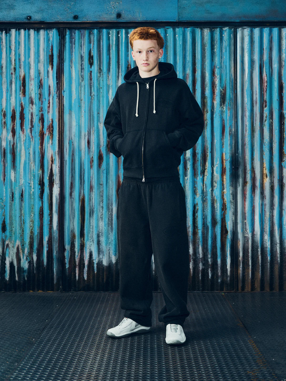 Corteiz Island Knockout Zip Hoodie Black