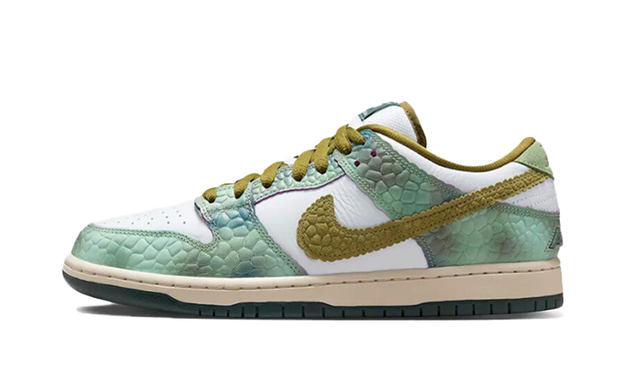 Nike SB Dunk Low Alexis Sablone Chameleon