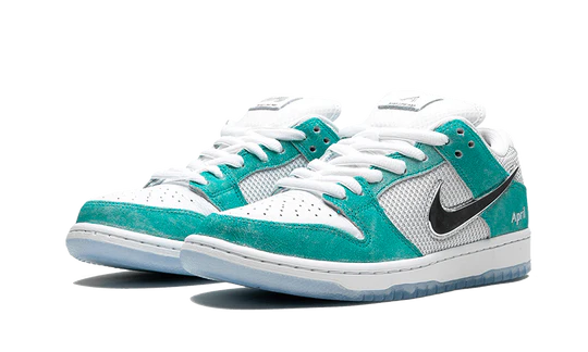 Nike SB Dunk Low April