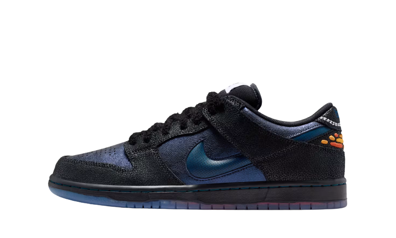 Nike SB Dunk Low Pro
Bluetile Skateboards